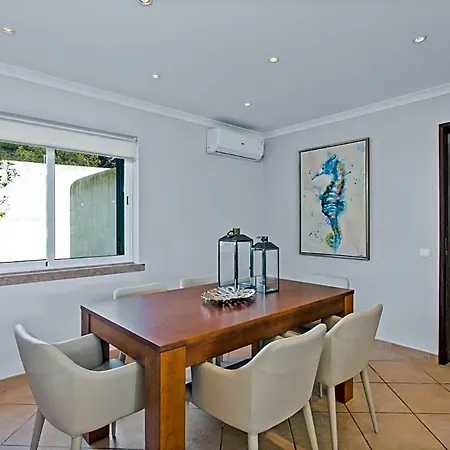ヴィラ Sleeps 6 With Pool Air Con And Wifi ヴィラモウラ